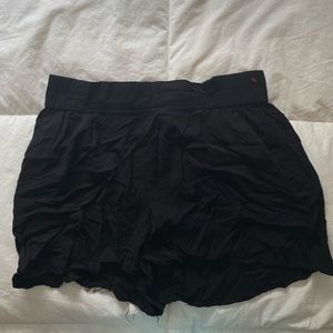 Black soft loose style shorts